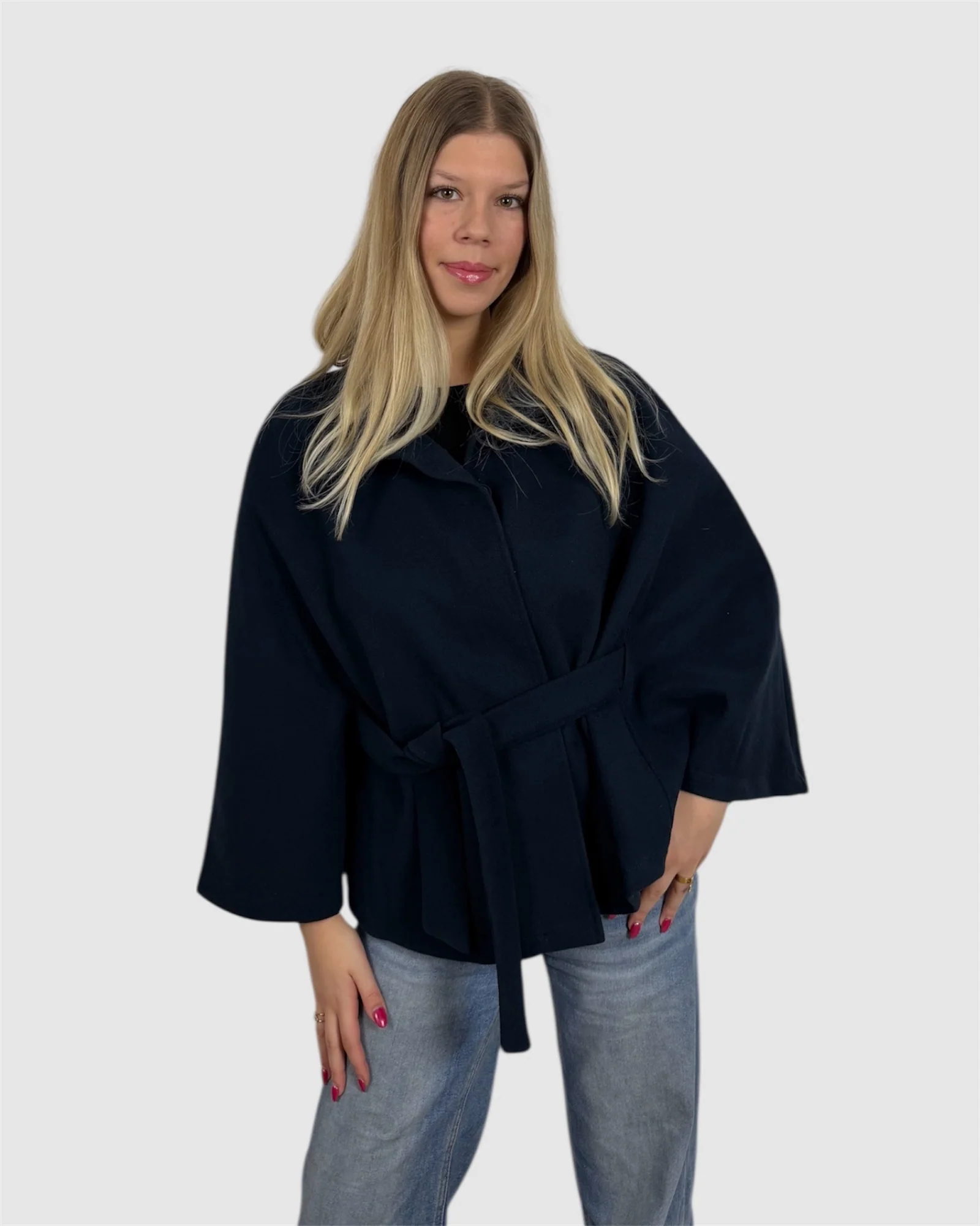 Cape SORA Navy - Image 3